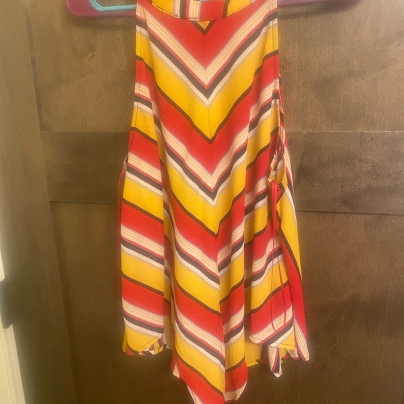 Red and yellow tank top - Picture 1 of 4